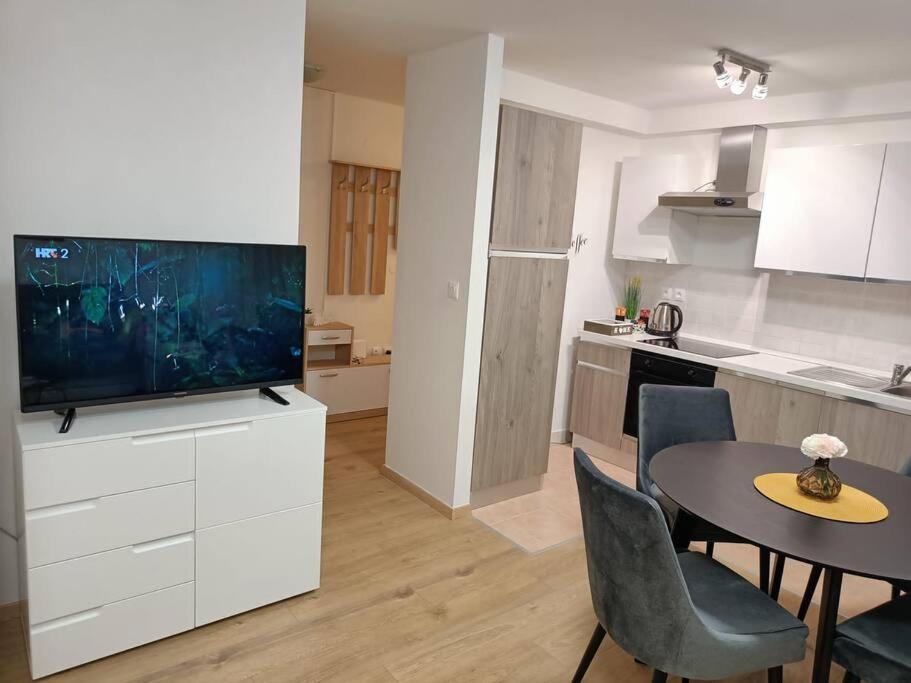 Apartment Longin Zadar Exterior photo